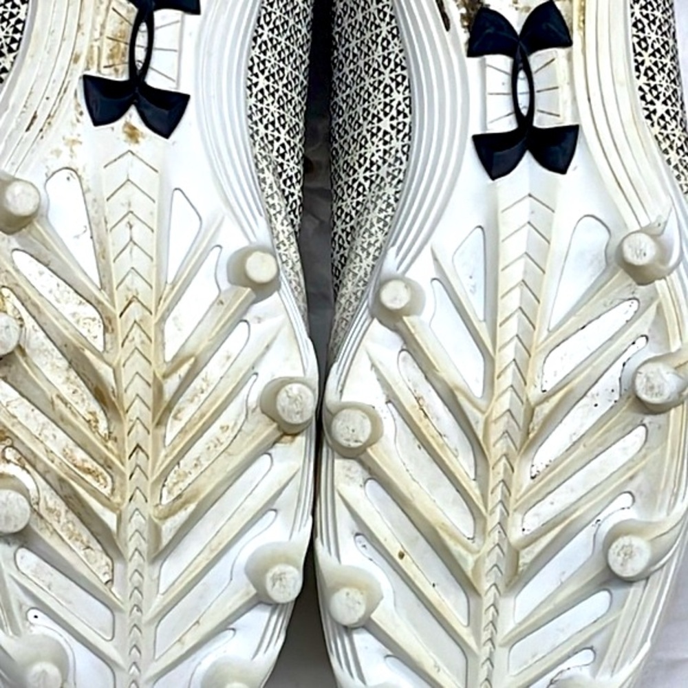 Under Armor Highlight Select High Top Cleats Men … - image 6